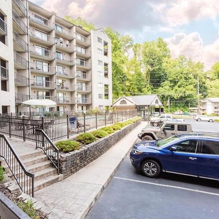 Family Bear Condos, Full King Suite, Kitchen, Pool Access Unit 103 Gatlinburg Zewnętrze zdjęcie