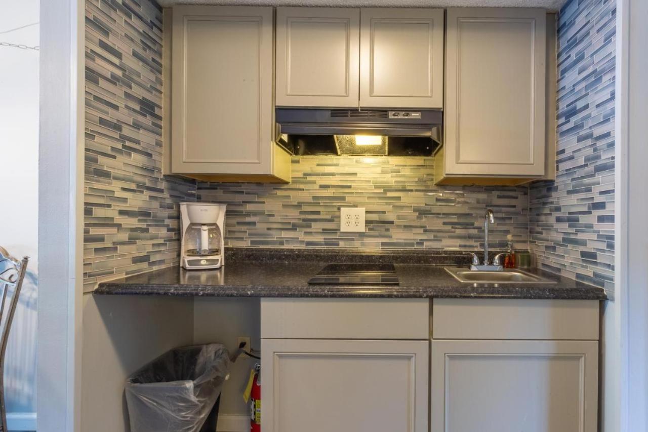 Family Bear Condos, Full King Suite, Kitchen, Pool Access Unit 103 Gatlinburg Zewnętrze zdjęcie